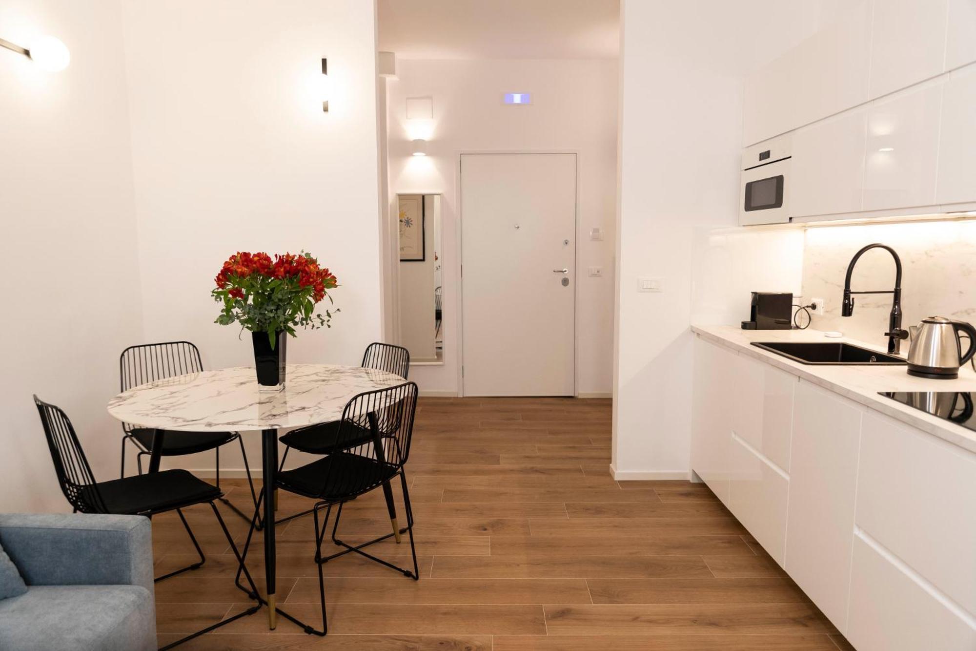 "42Metriquadri" A Bari Appartement Buitenkant foto